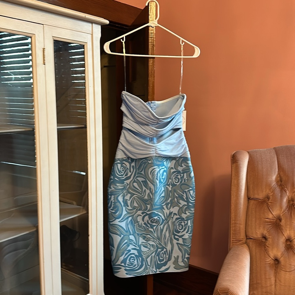 New Bella Barnett Sz M